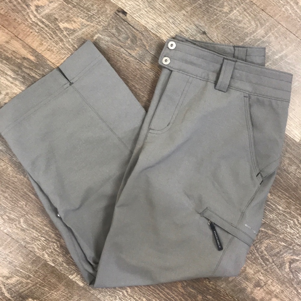 Colombia titanium packable travel hiking capri pants size 8 GUC